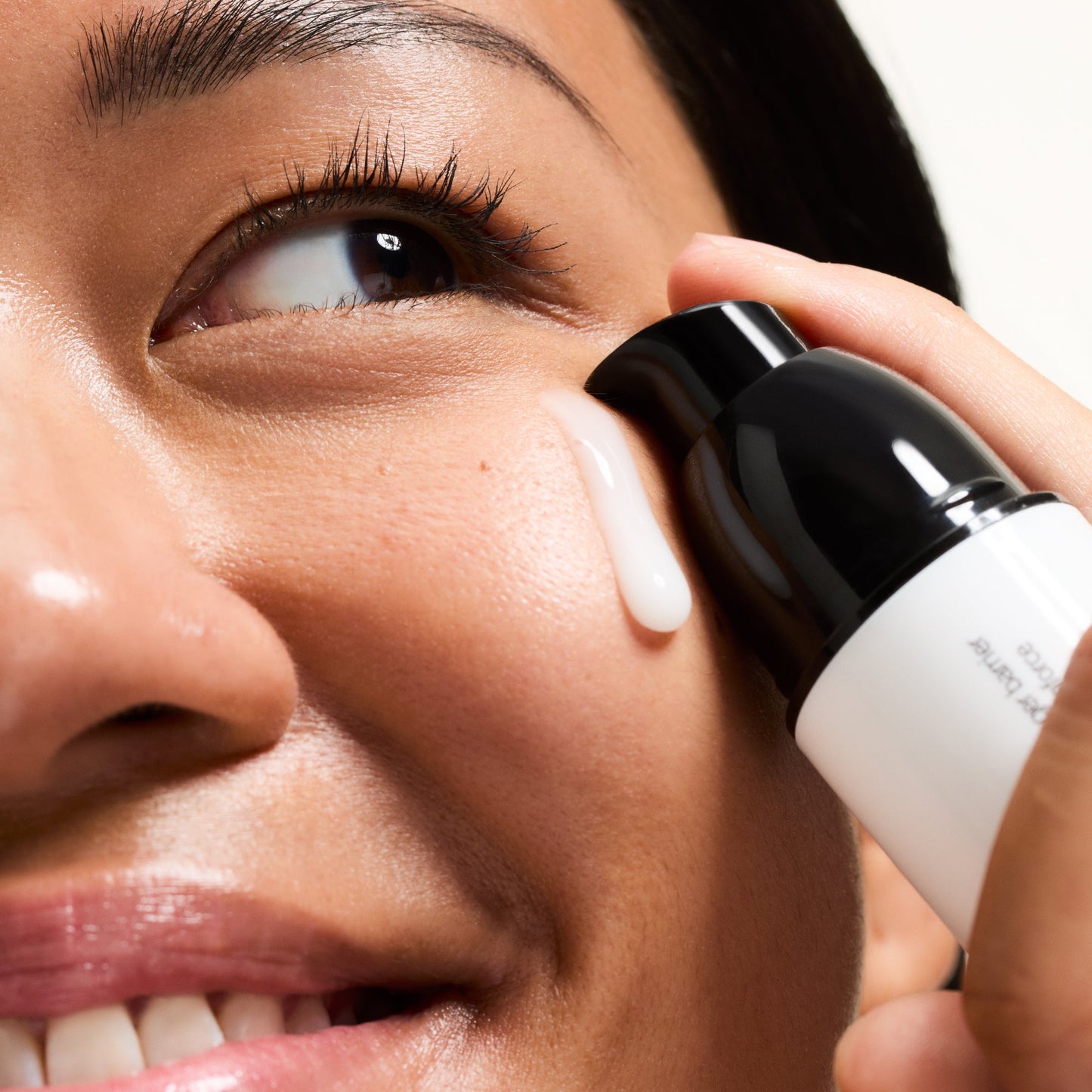 ectoin-hydro-barrier-serum-c8 Ectoin-Globals_Texture-bottle.jpg