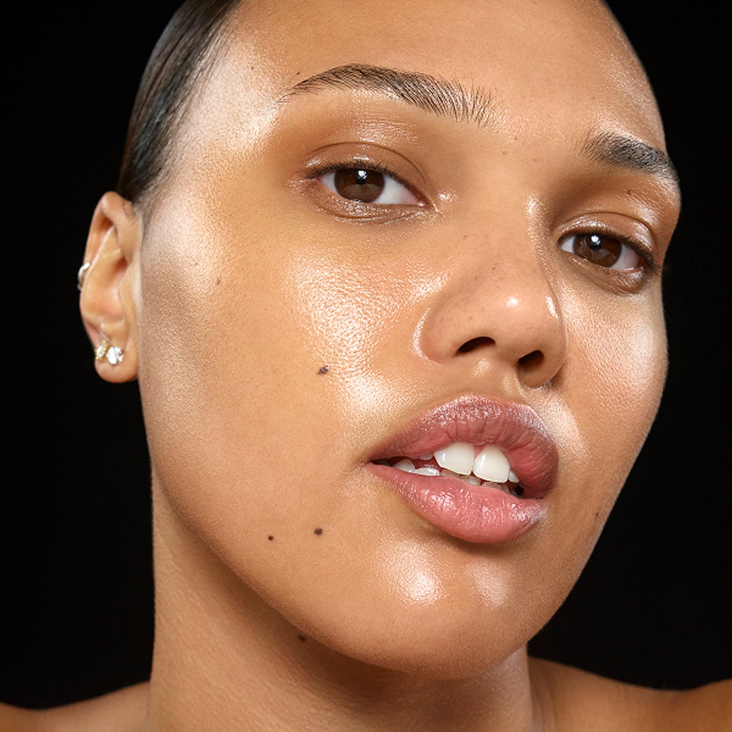 the-bestselling-intro-to-great-skin-p0 InsiderKit_UK_Model2_2000x2000_d49c66d7-afe9-44f8-93cf-038360f6f620.jpg