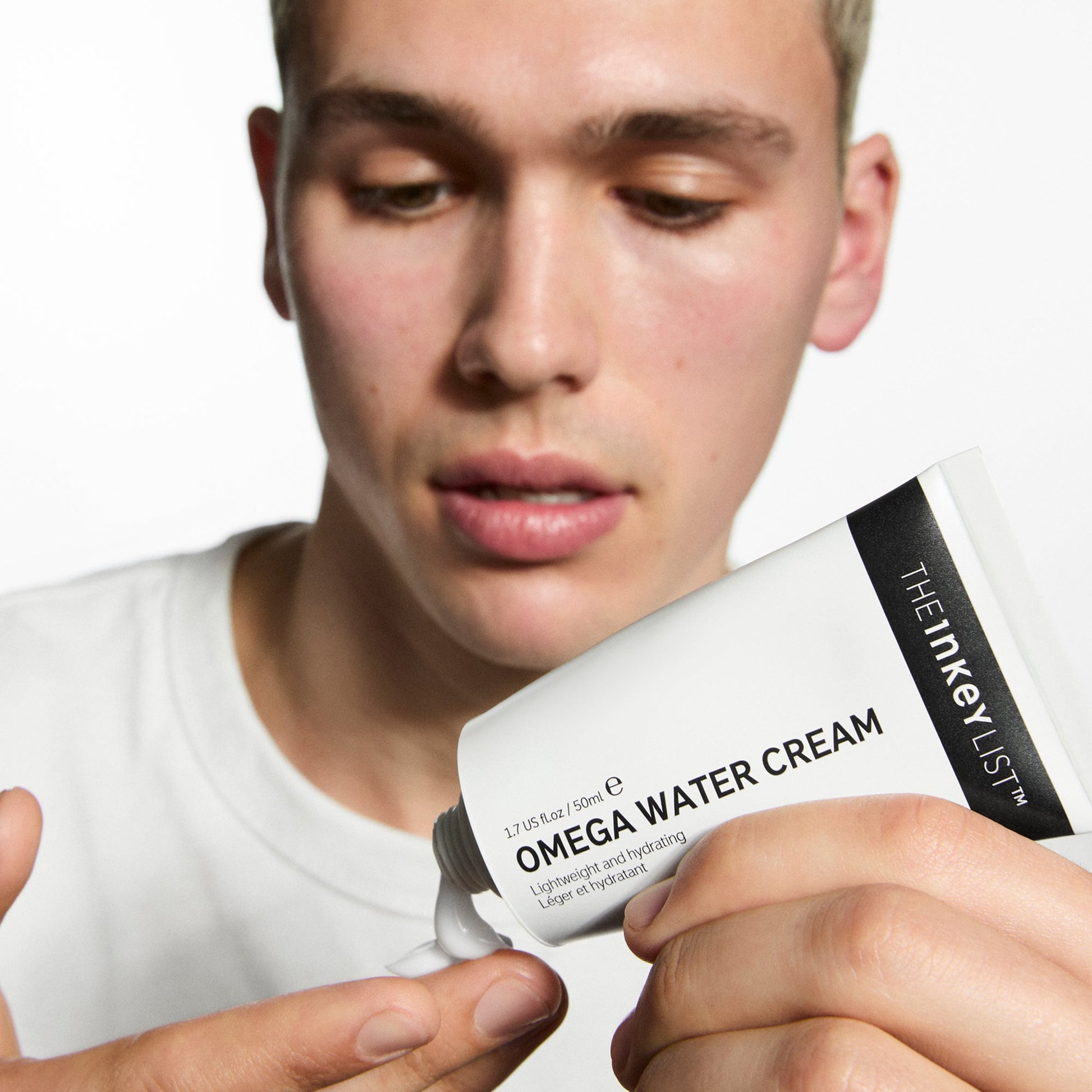 omega-water-cream-50ml-g0 Omega50_Model_2000x2000_aa3b8677-844a-465e-8782-0eac4f36722b.jpg