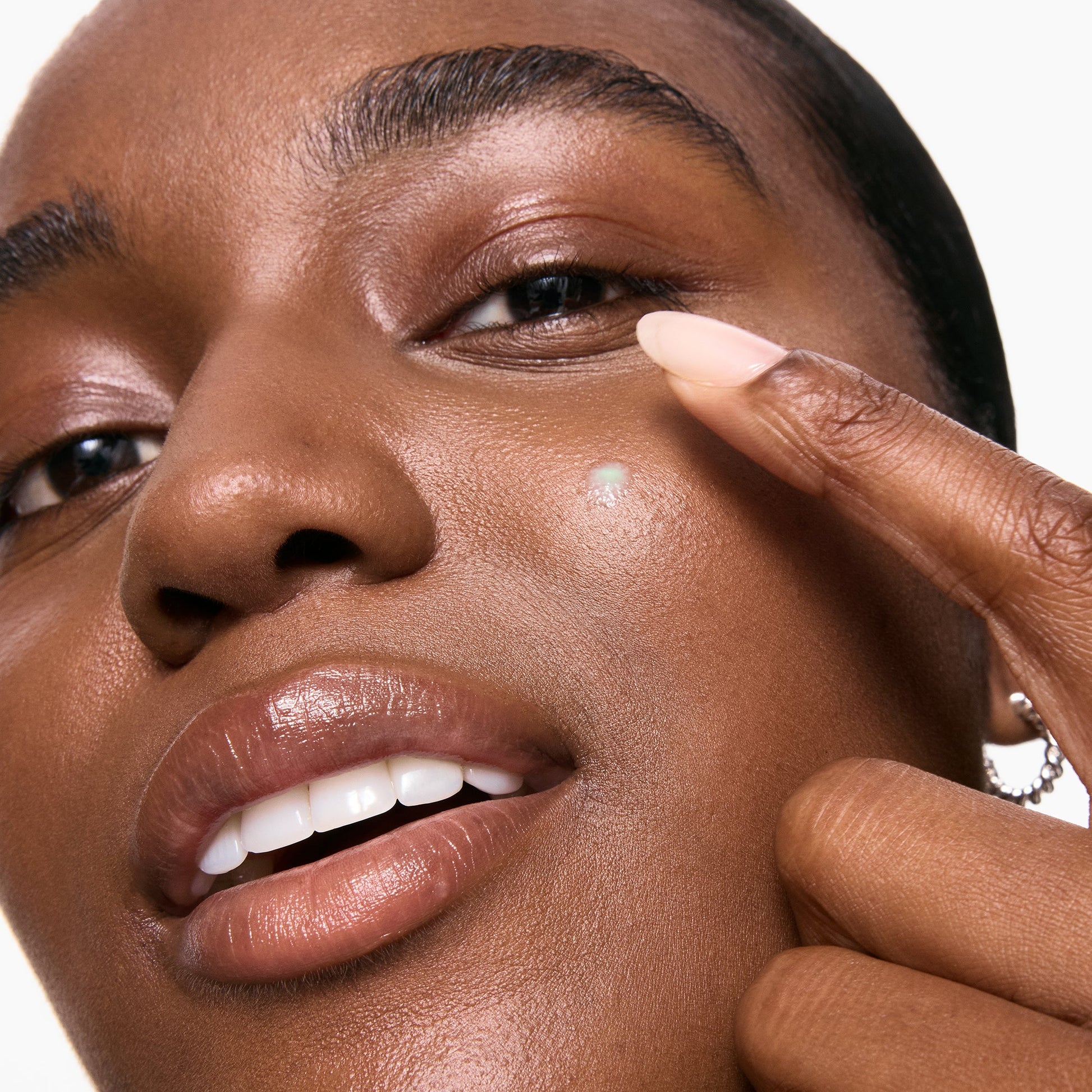 succinic-acid-acne-treatment-q0 SuccinicAcidTreatment_ModelGoopMacro_2000x2000_e7ad5946-f3be-4df1-af81-44a1aca395ef.jpg