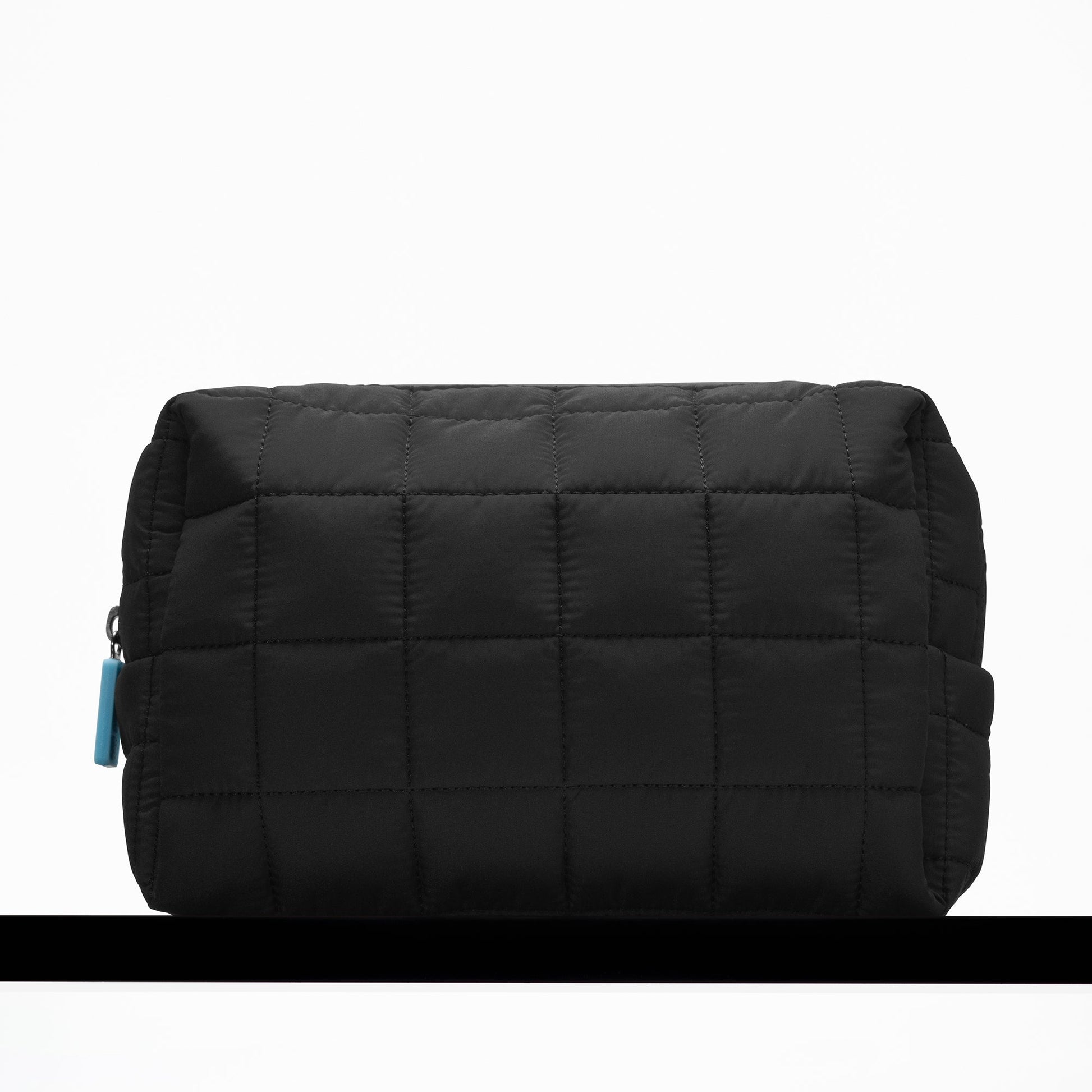 the-inkey-list-washbag-o9 washbag-hydration-04.jpg